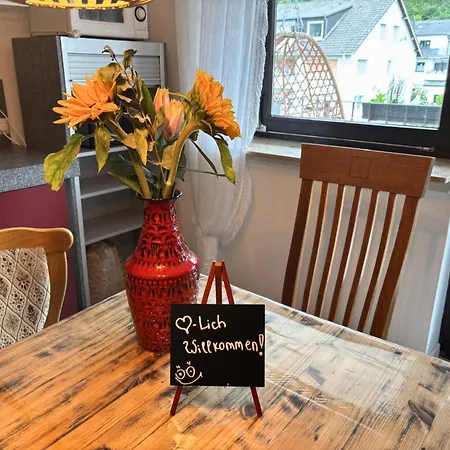 Eifelruhe 5 - Platz Fuer Bis Zu 8 Personen, Hunde Willkommen *